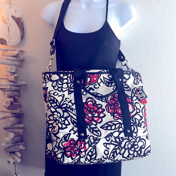 Coach Handbags - COACH 3 pc PoPPy KYRA Graffiti Tote & Wristlet